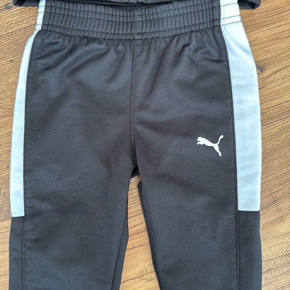 Puma toddler black track suit, jacket and pants, size 18 months - Picture 4 of 8